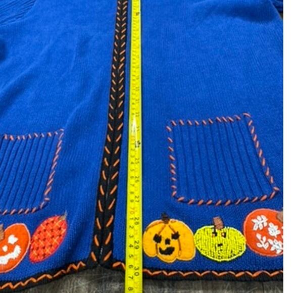 "STUNNING HALLOWEEN" Zip Up Sweater,Lots of Embellishments,Giant Owl On Back - Picture 5 of 12